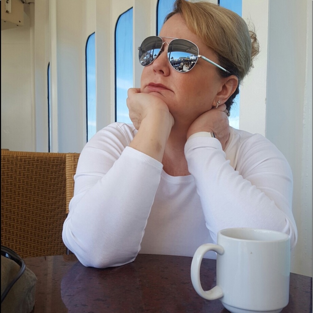 Meet your Posher, Lori